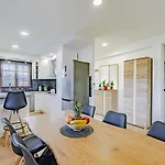 Stella *