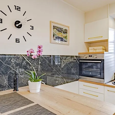 Apartament Stella