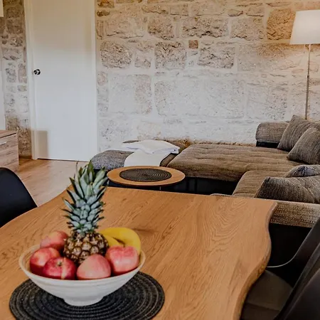 Apartament Stella